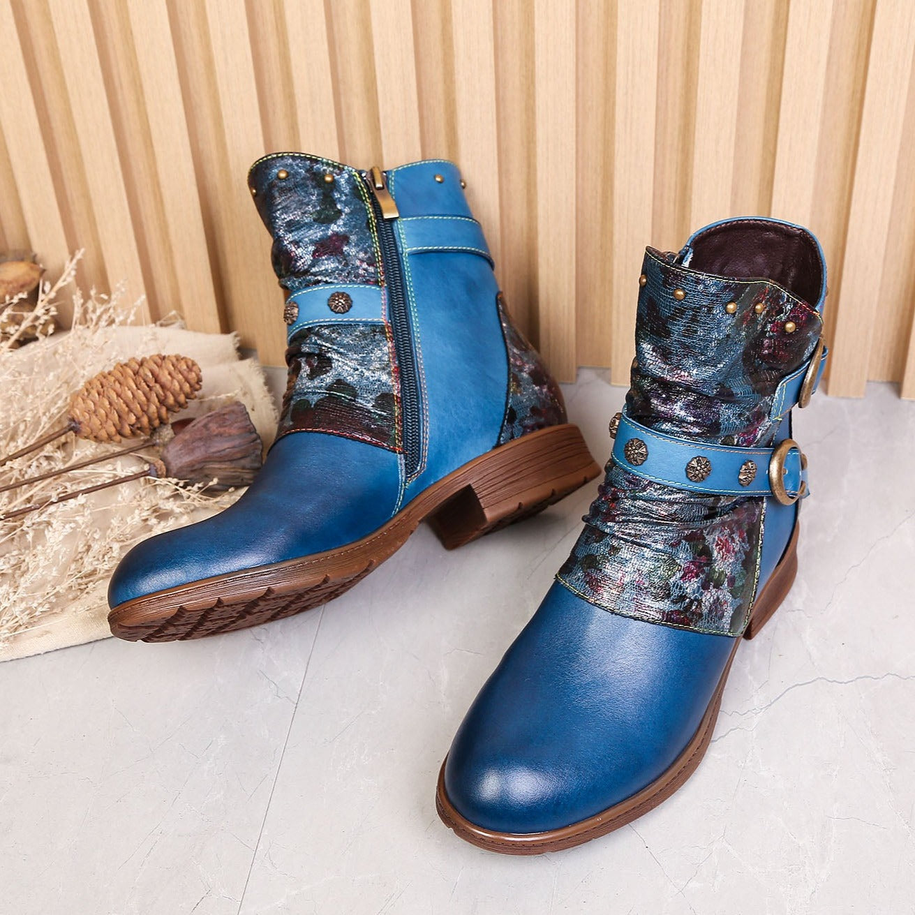 Retro Handmade Painted Buckle Flat Shoes
